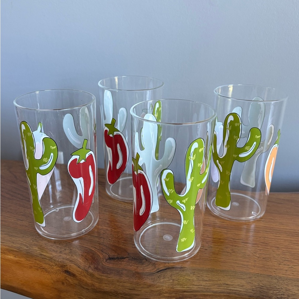 4 fiesta party drink glasses for Cinco de Mayo
